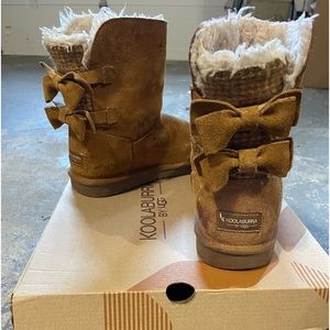 Ugg boots size 5 Koolaburra